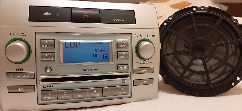 Radio toyota corolla verso w58810 Poprawiona wada Fabryczna