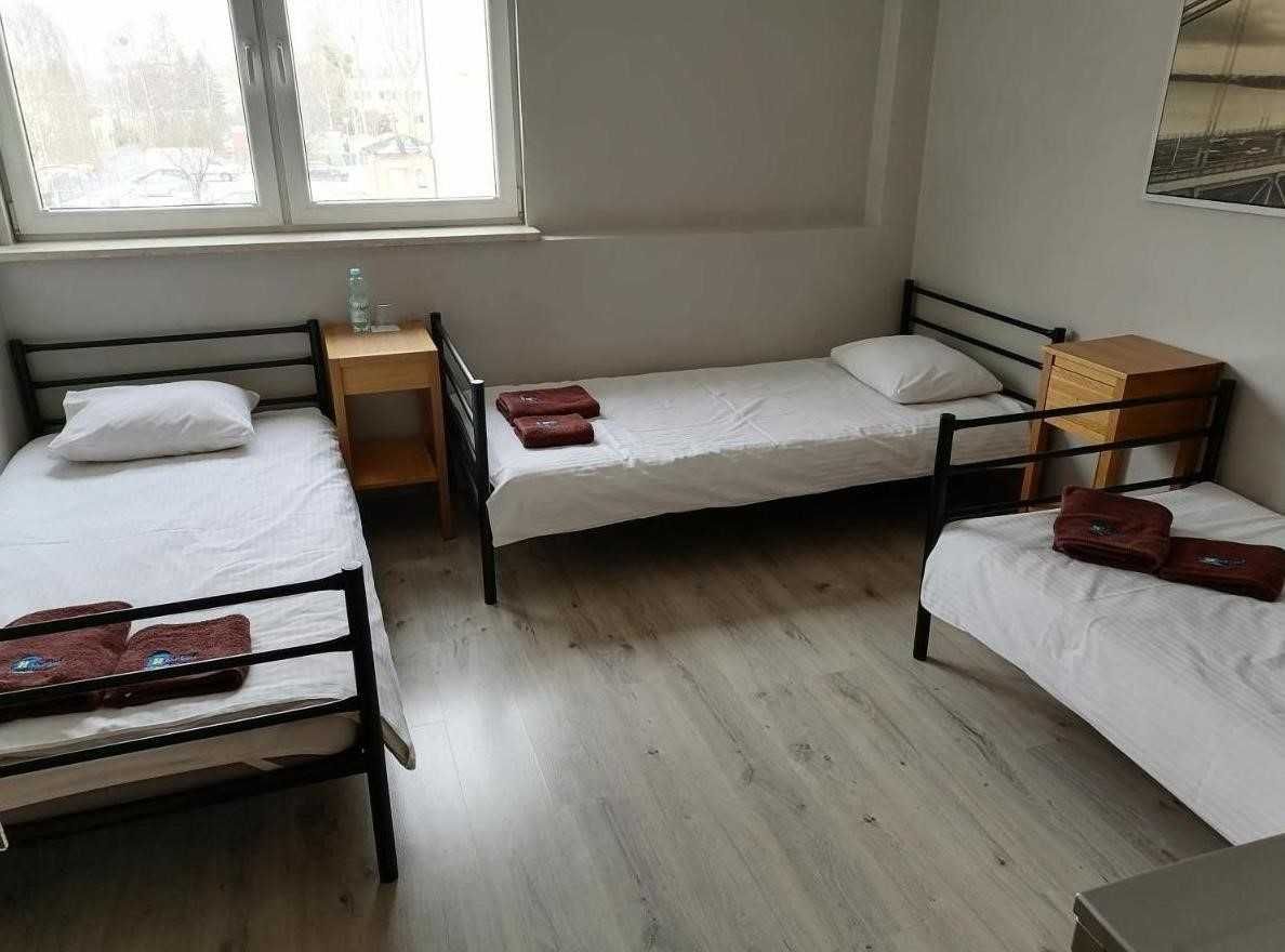 Хостел Київська мережа хостелів N 1 Будь-який район Києва Є місця