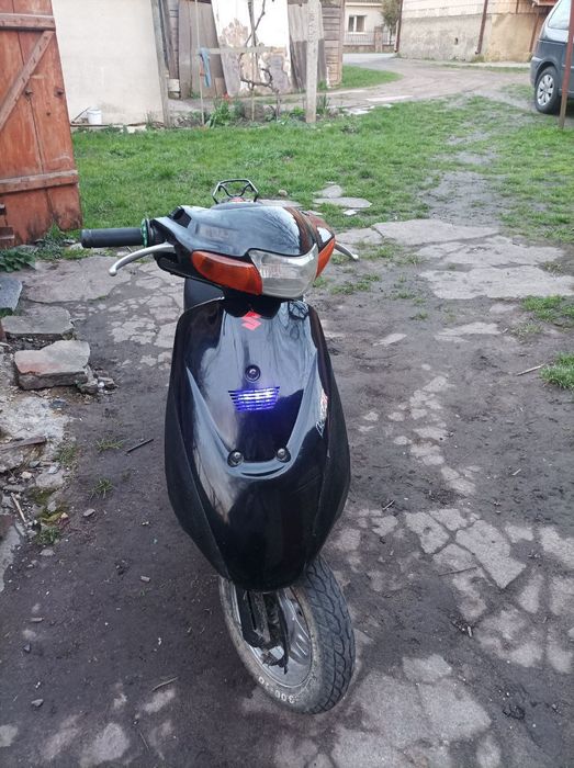 Продам скутер Suzuki Lets 2