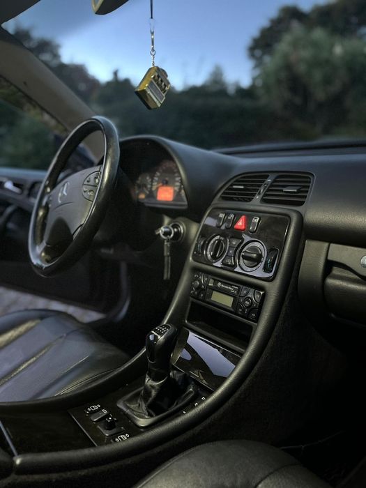 Mercedes CLK 200 Kompressor de 2001, versão Fase 2 (facelift)