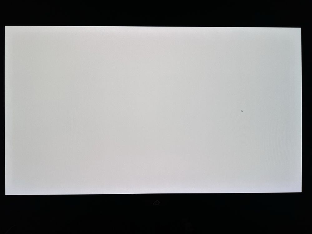 Monitor OLED ASUS ROG Swift PG27AQDM 2K 27'' 240Hz 0.03ms 2560x1440