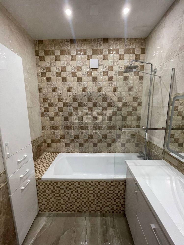 Продам дом пос. Кирова, Салтовка, Ак. Павлова , 180 м2 , 6 соток