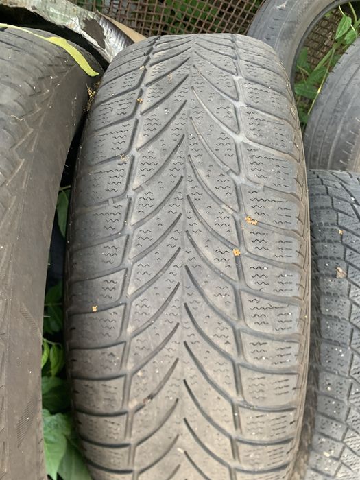 Шины Goodyer 215/65/16 98T