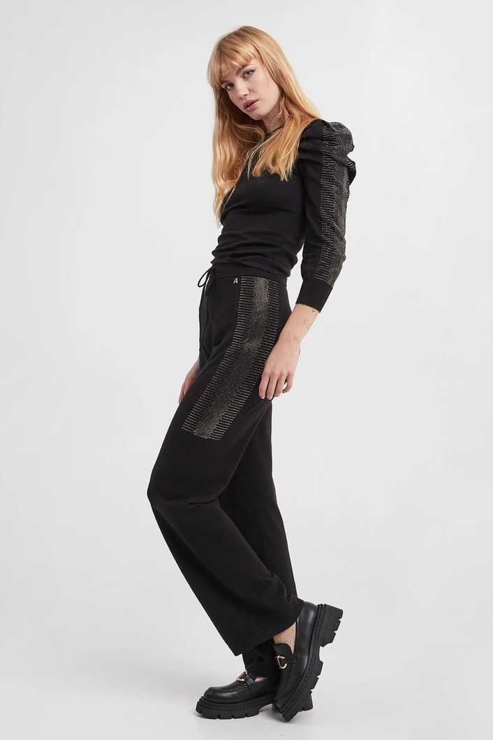 Sweter z dżetami Twin Set z 739,99zł