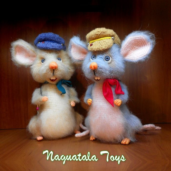 Эксклюзивная интерьерная игрушка Мышата братья Ангус и Малькольм.