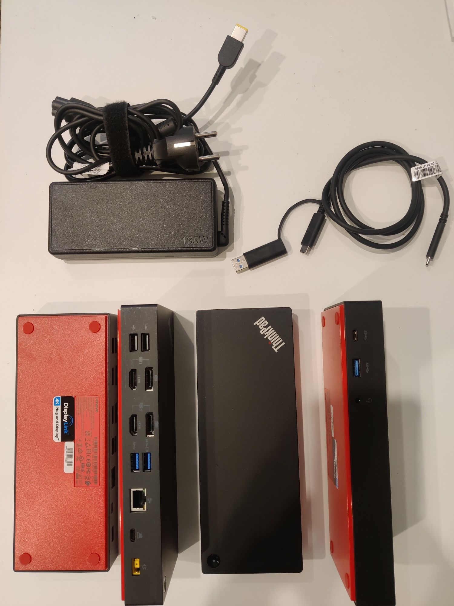 Док станція ThinkPad Thunderbolt 3 Dock, 135вт