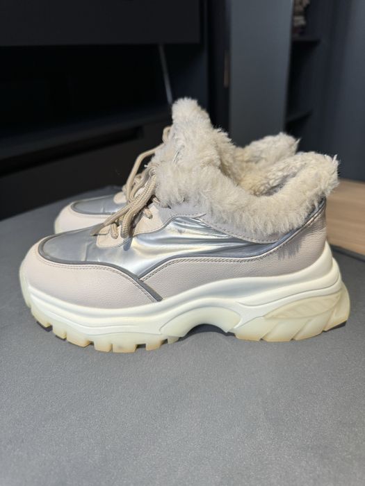 Взуття  зимове