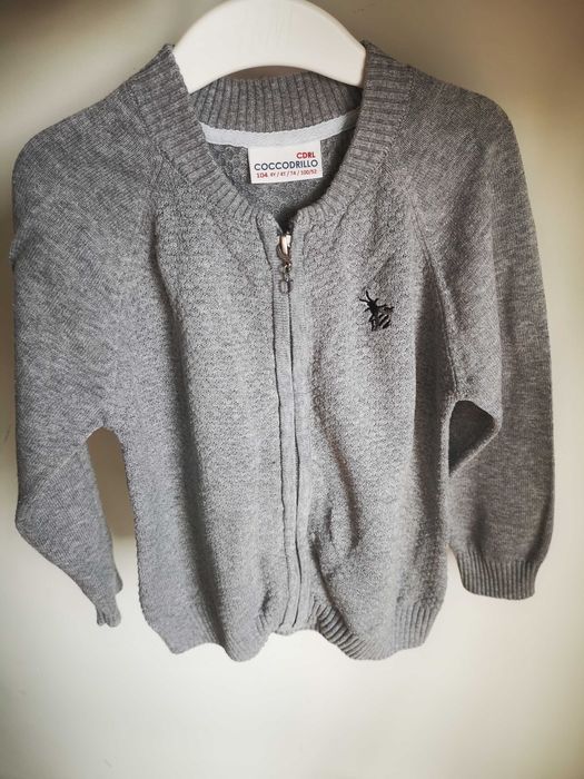 Coccodrillo szary rozpinany sweter mucha 104 cm 4 lata