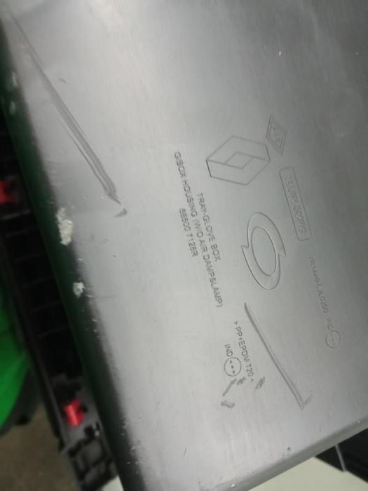 Porta luvas RENAULT Arkana I