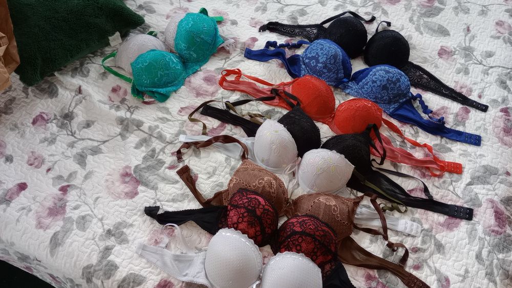 Biustonosze 75b 80b zestaw push up