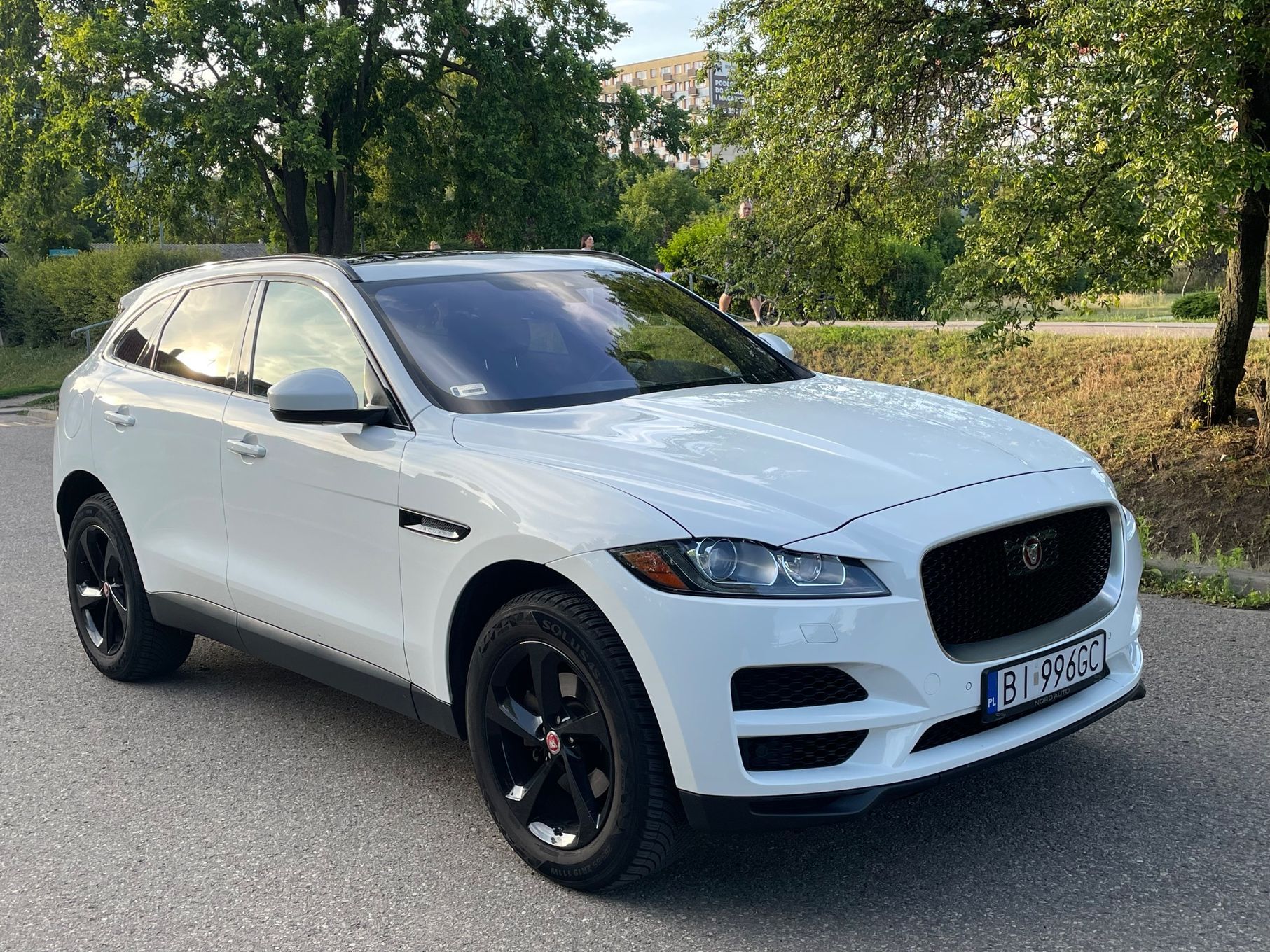 Jaguar F-Pace Jaguar F- Pace 2.0 4x4