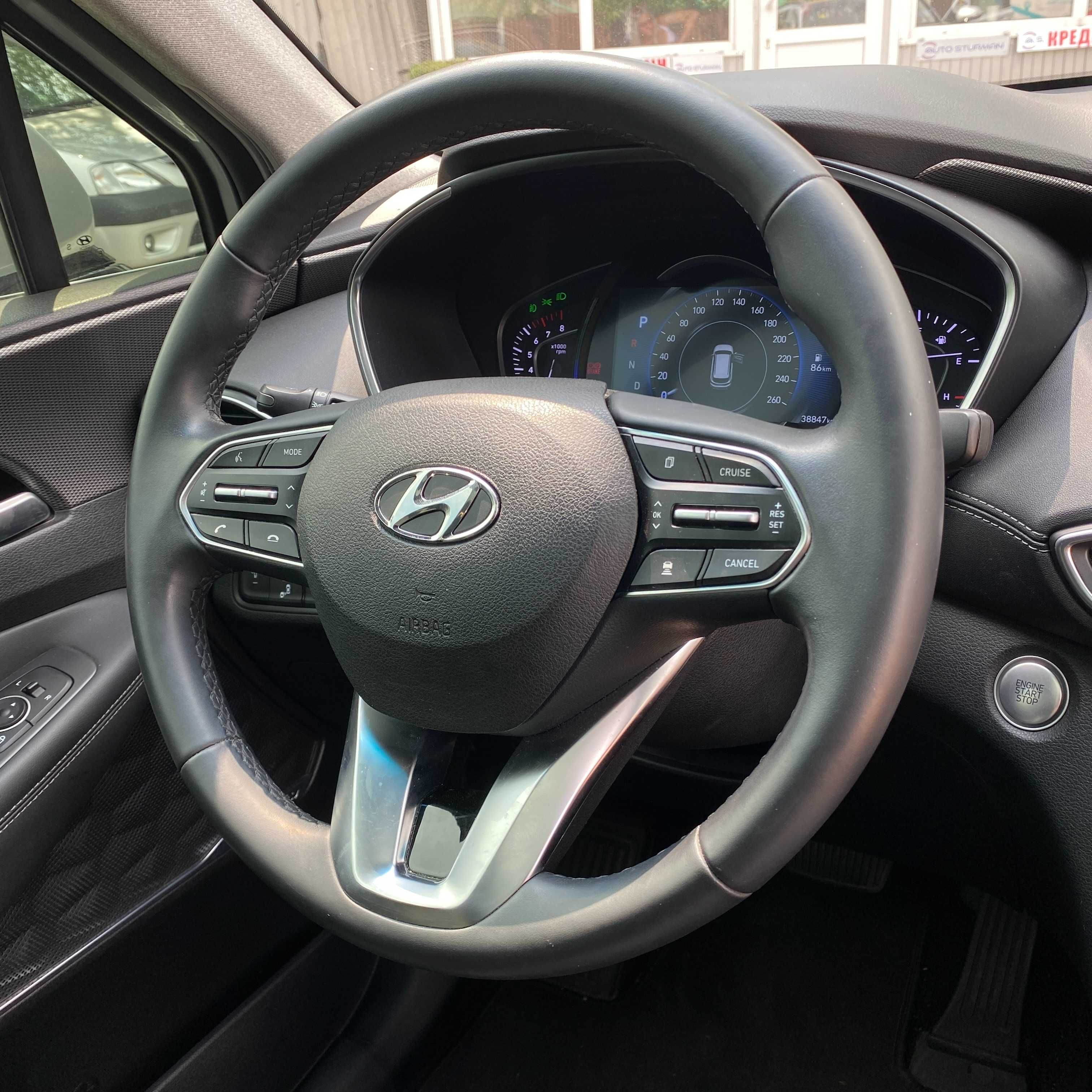 Продам Hyundai Santa Fe 2018 рік можлива розстрочка,кредит!