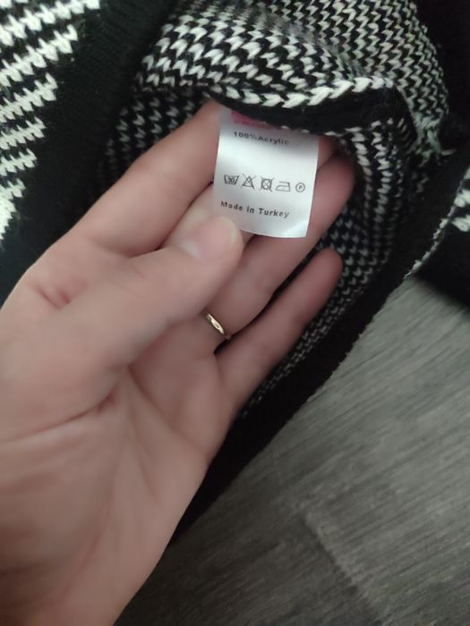 Костюм світер спідниця