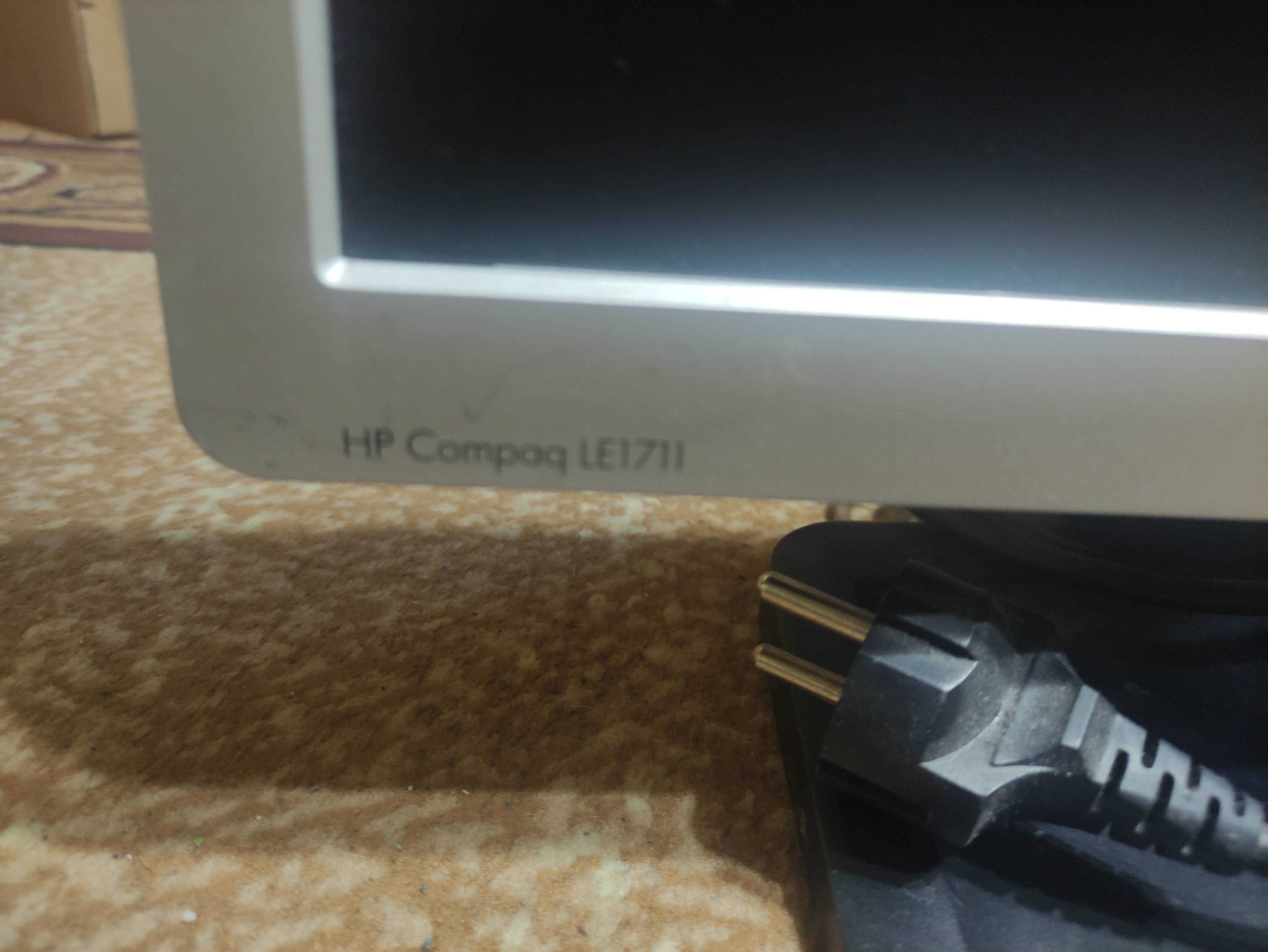 Monitor 17cali HP Compoq LE1711 sprawny + kabel zasilający