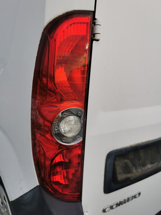 Lampa Tył Tylnia Lewa Opel Combo Fiat Doblo 2015r.