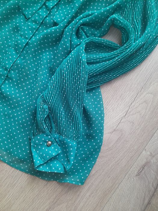 Koszula w kropeczki rekawy plisowane rozm.L/XL