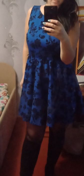 нарядное  платье.