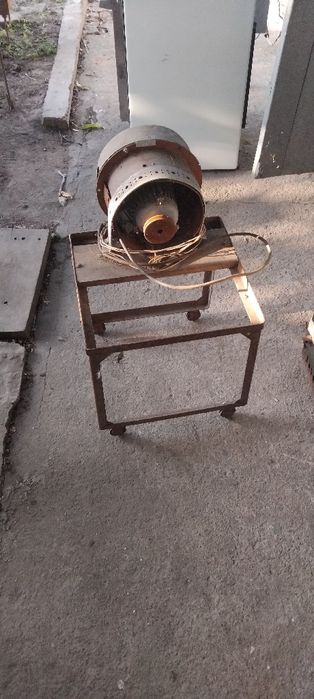 Продам електро двигун