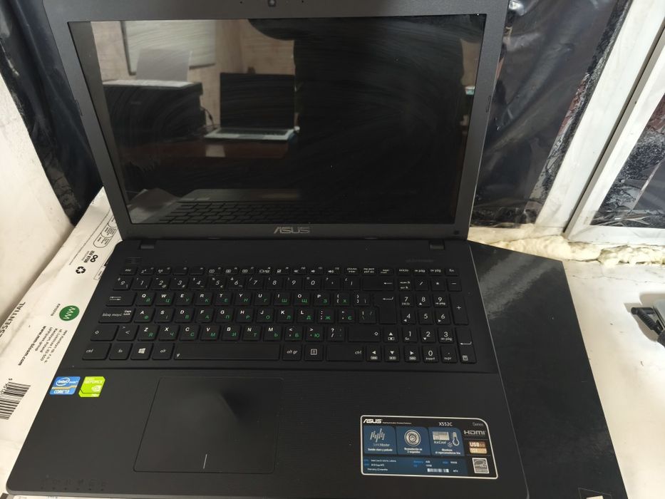 Продам ноутбук Asus X552C
