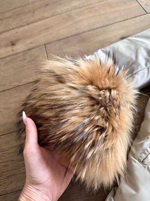 Stylowa kurtka zimowa z futrem Stan idealny