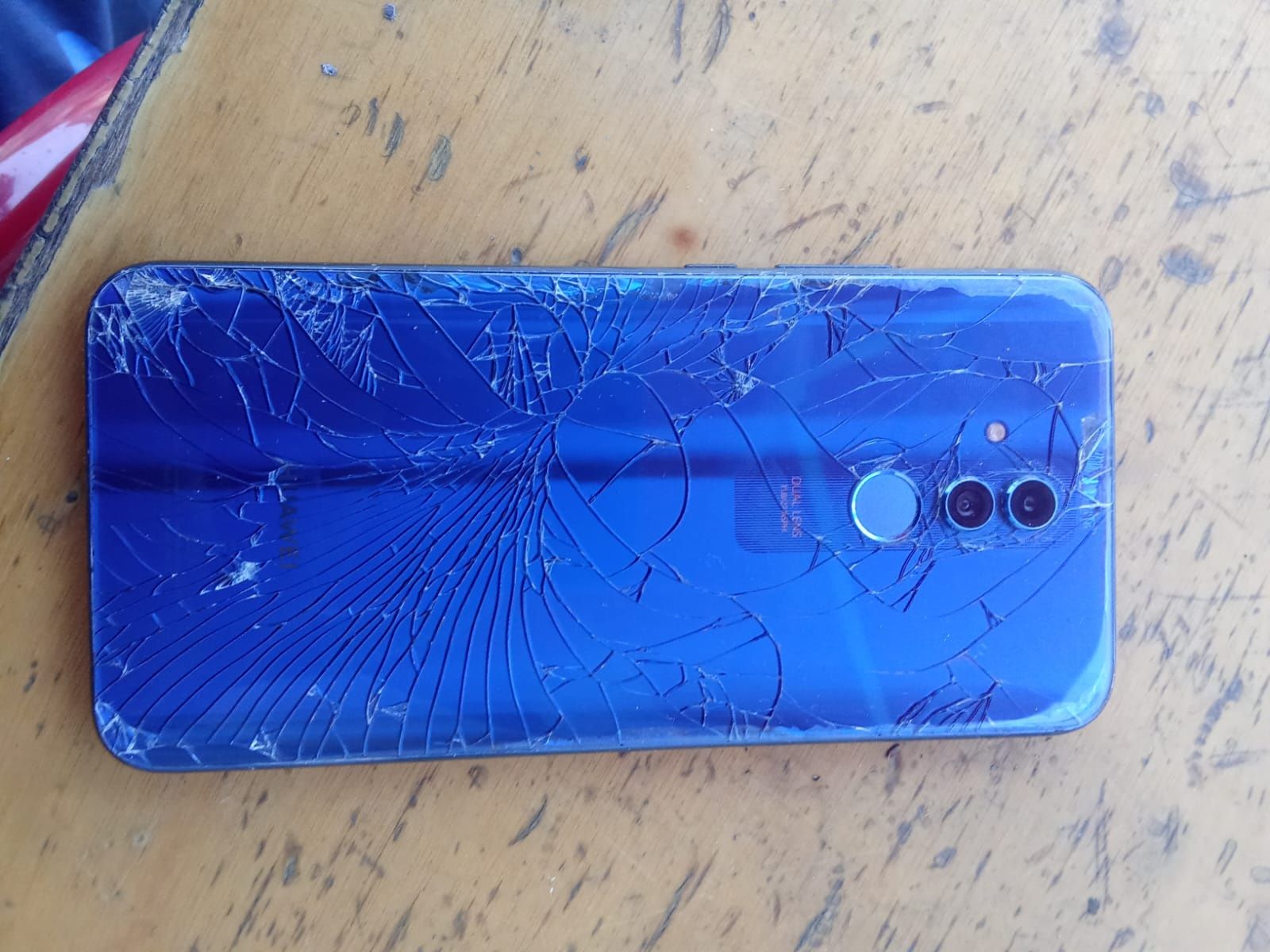 Huawei mate 20 lite 4 ram 64GB