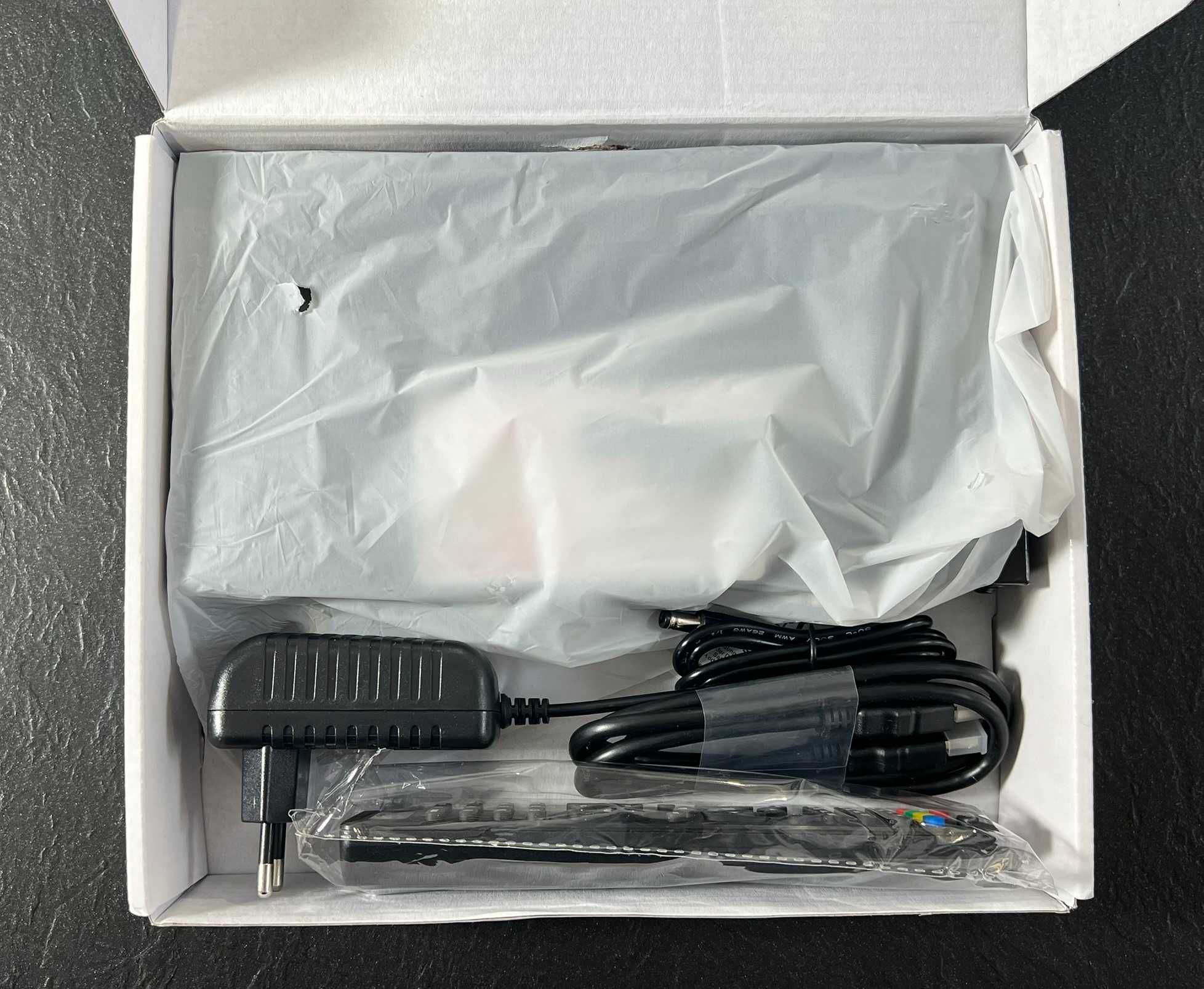 Tuner dekoder DVB-T Echosat 20900