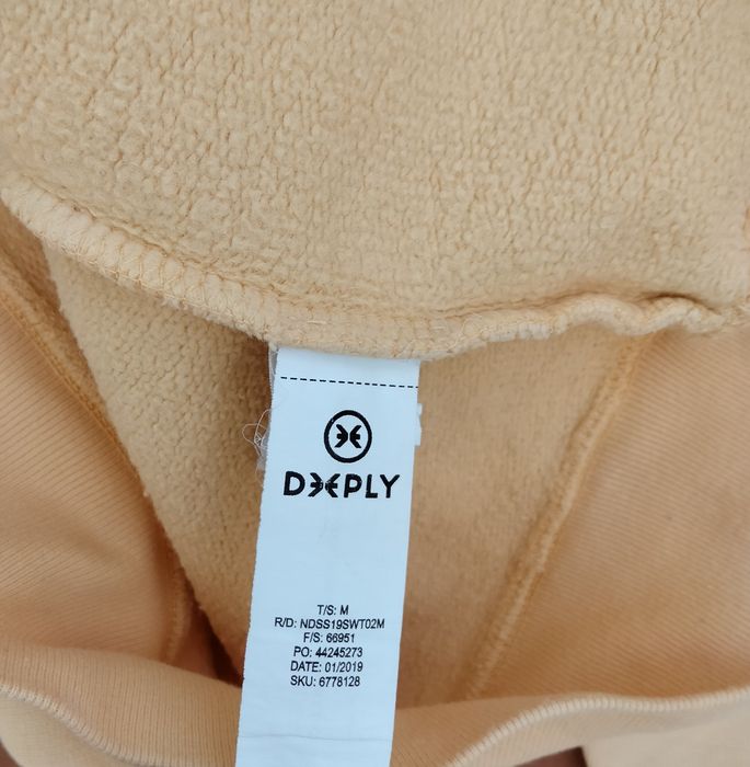 Sweater Deeply creme