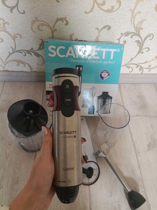 Блендер scarlett SC-HB42F45