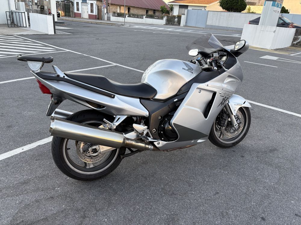 Honda CBR 1100 XX ( injeção ) de 2005