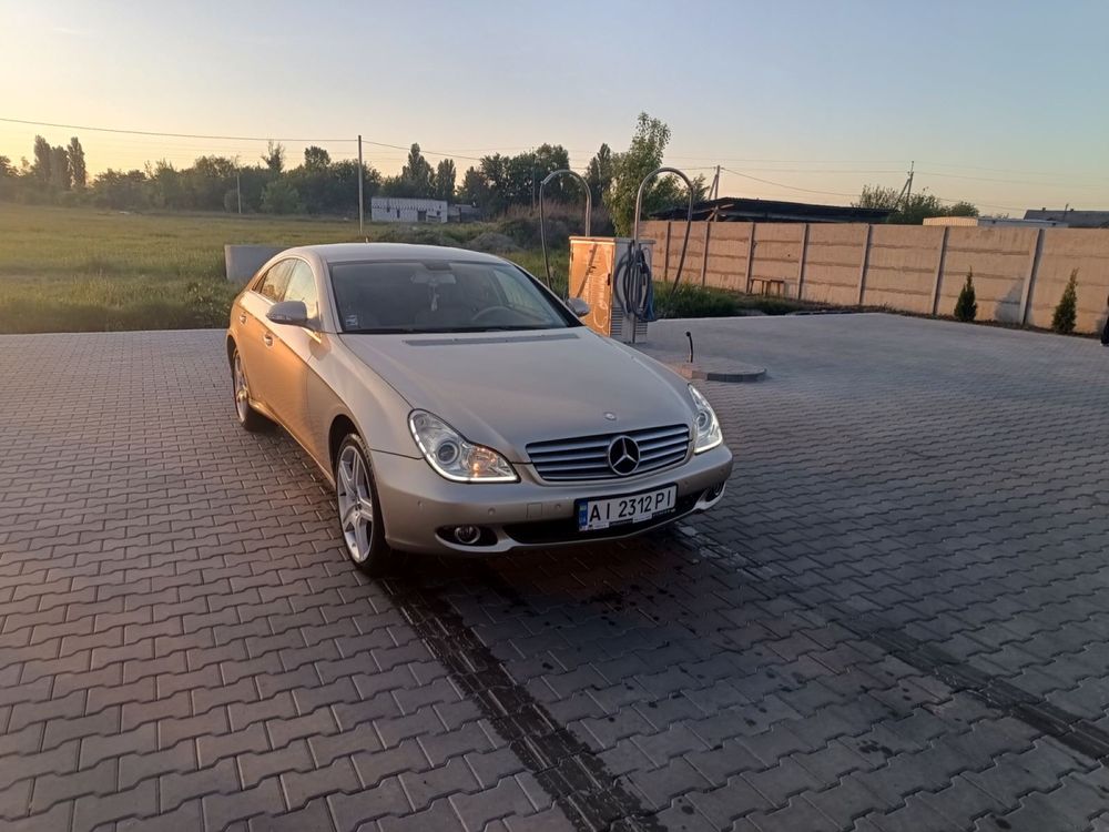 Продам Mercedes CLS 219