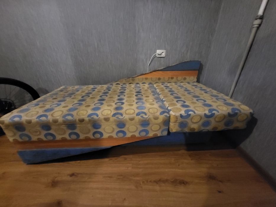 Диван    вживаний