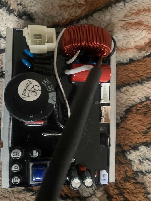 Інверторний генератор A-iPower SC1400i в неробочому стані