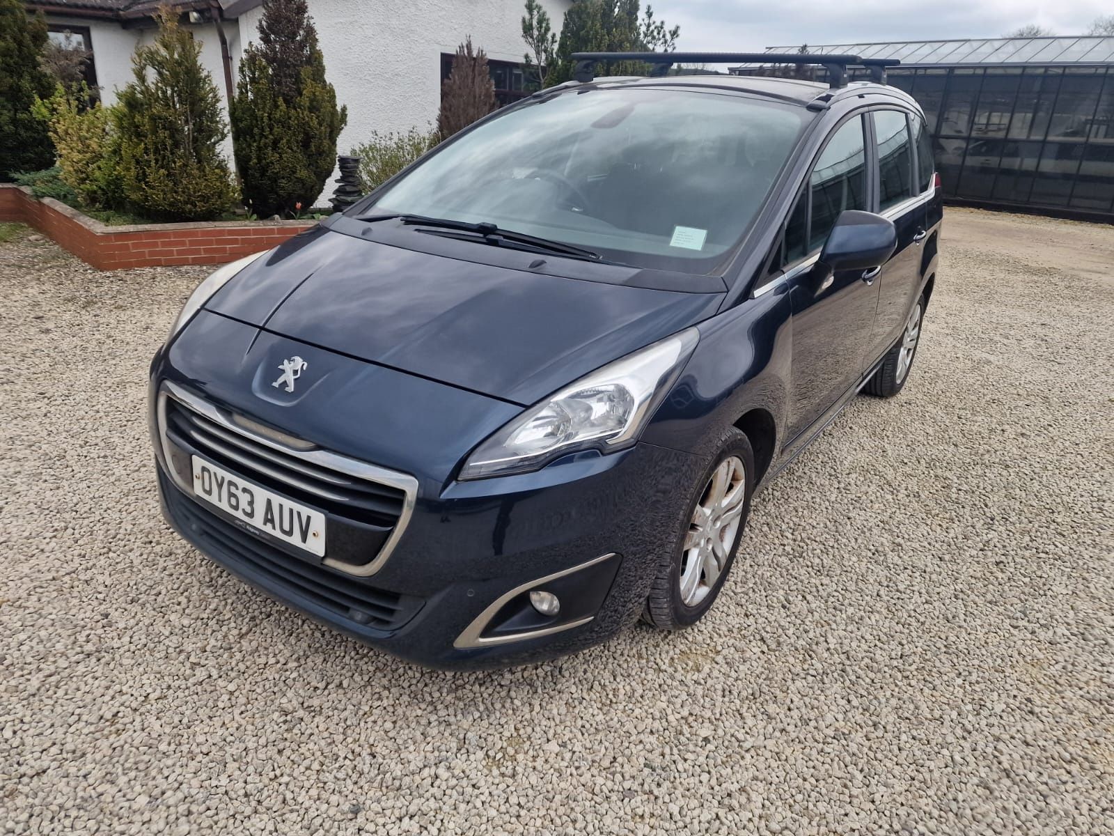 Peugeot 5008 lift 1.6 d Anglik