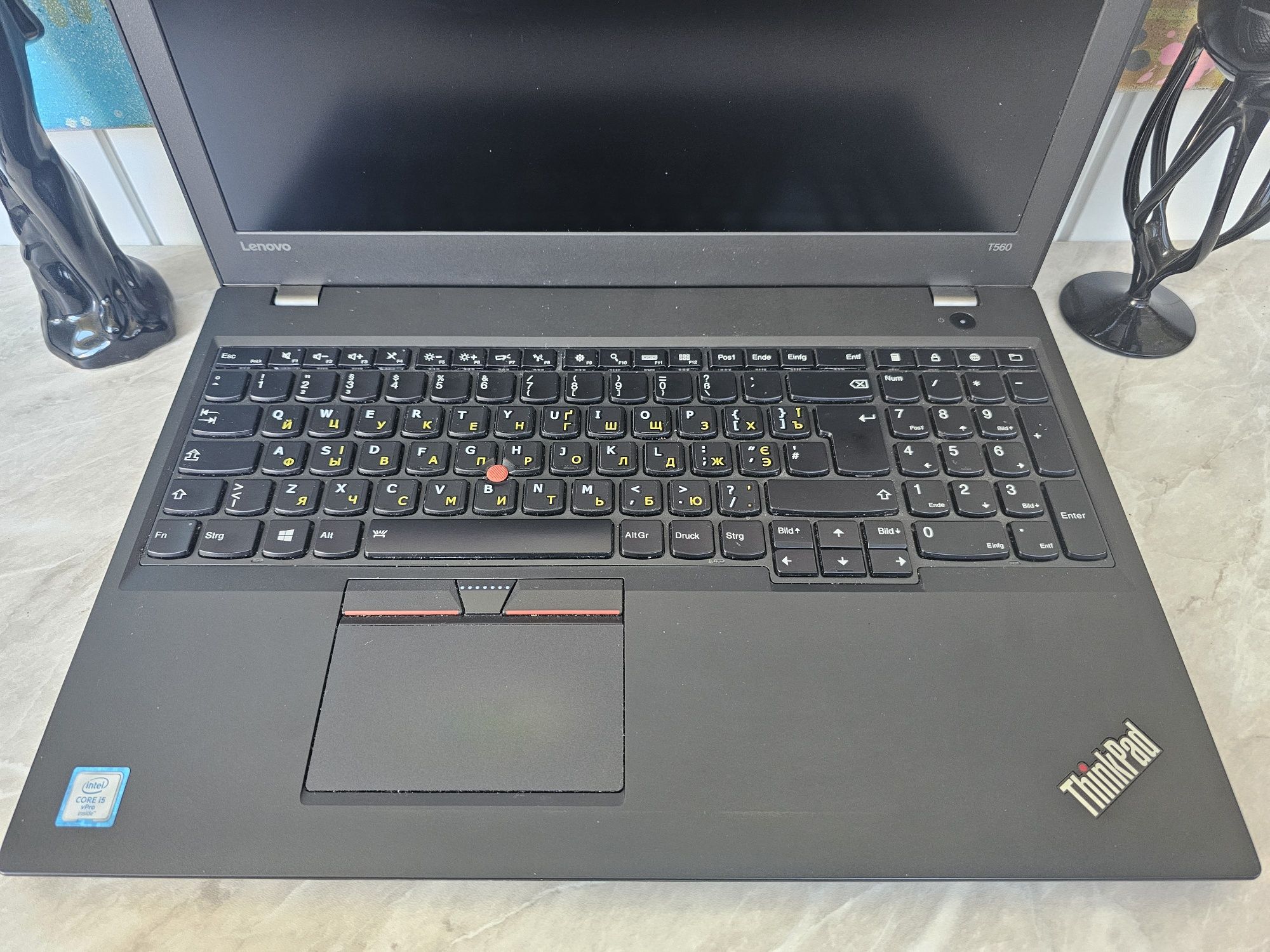 Ноутбук Lenovo T560(i5/16/256)