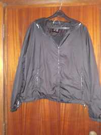 Vendo casaco preto