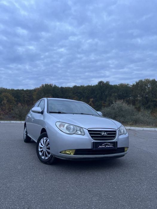 Продам Hyundai Elantra 1.6газ/бенз!С документами порядок