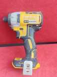 Zakrętarka dewalt dcd 886