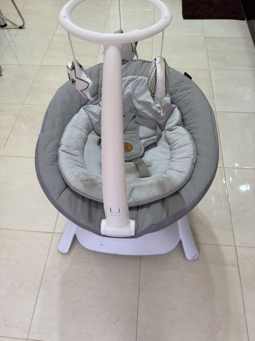 Заколисуючий центр Lionelo Bella Set Grey Concrete