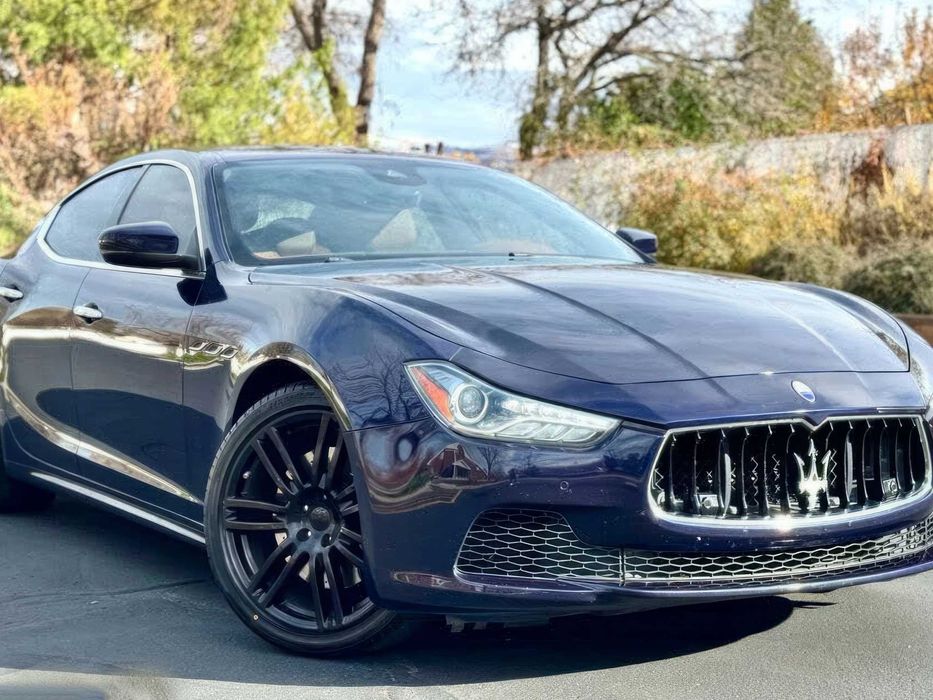 Maserati Ghibli S      2017
