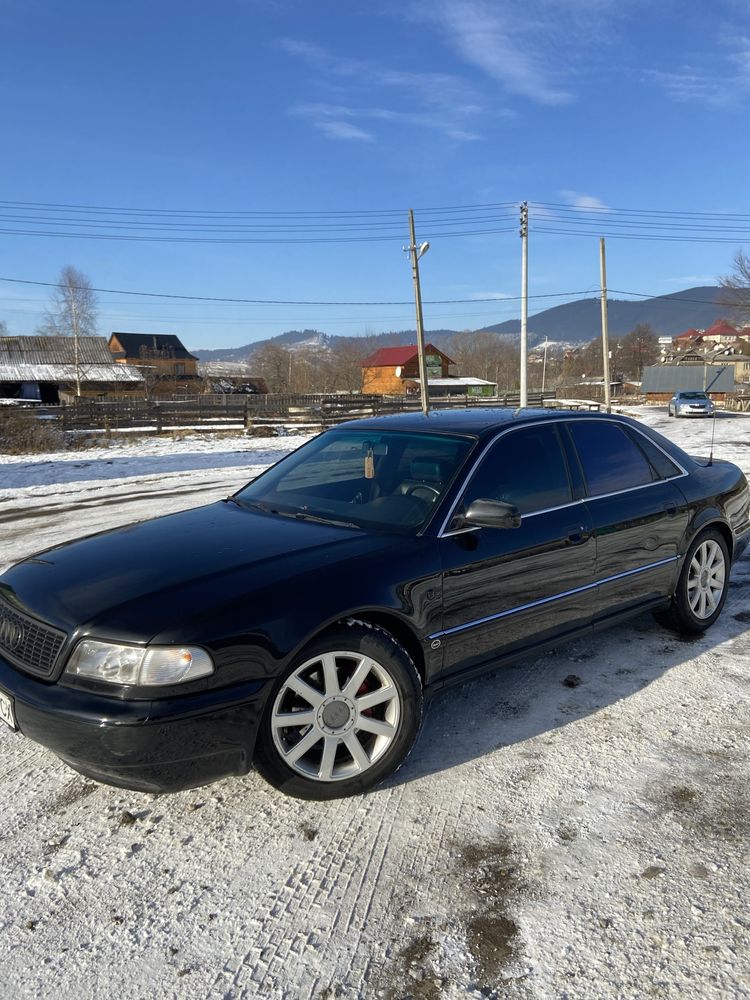 Audi A8 Quattro Ауді квадро