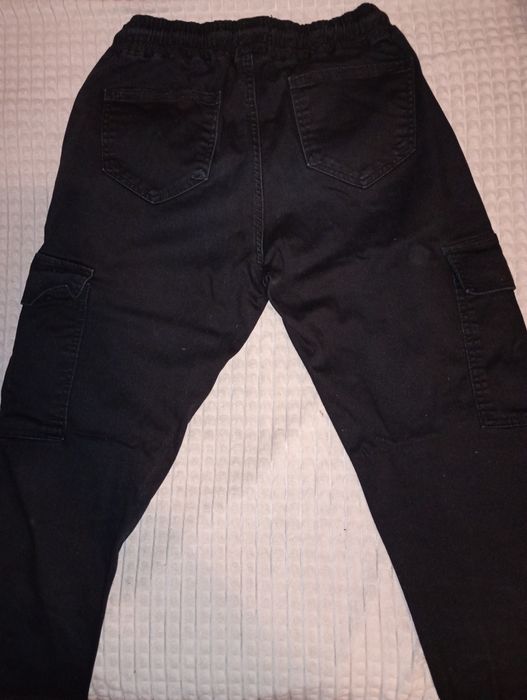 Чорні штани карго