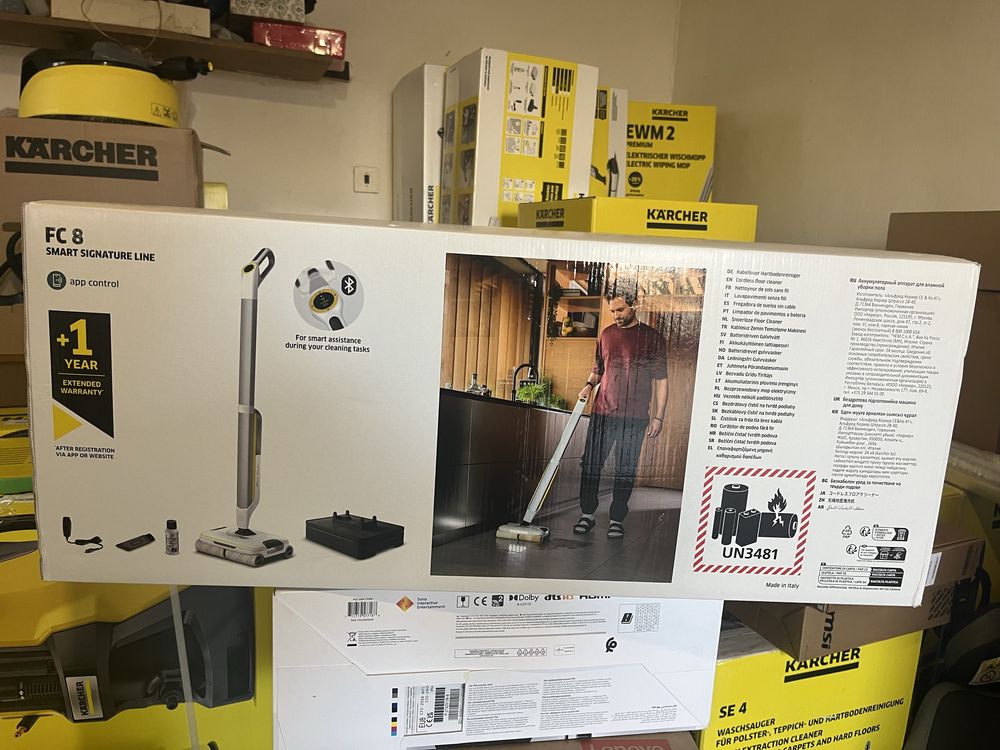 Електрошвабра акумуляторна/поломийна Karcher FC8 Smart Signature Line