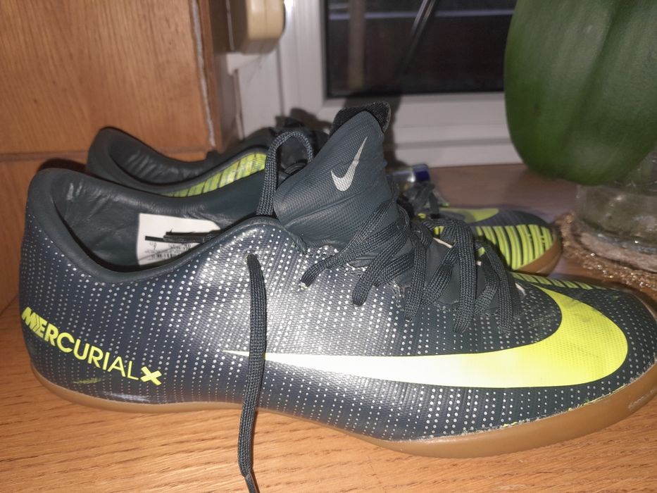 Buty Halówki Nike 40