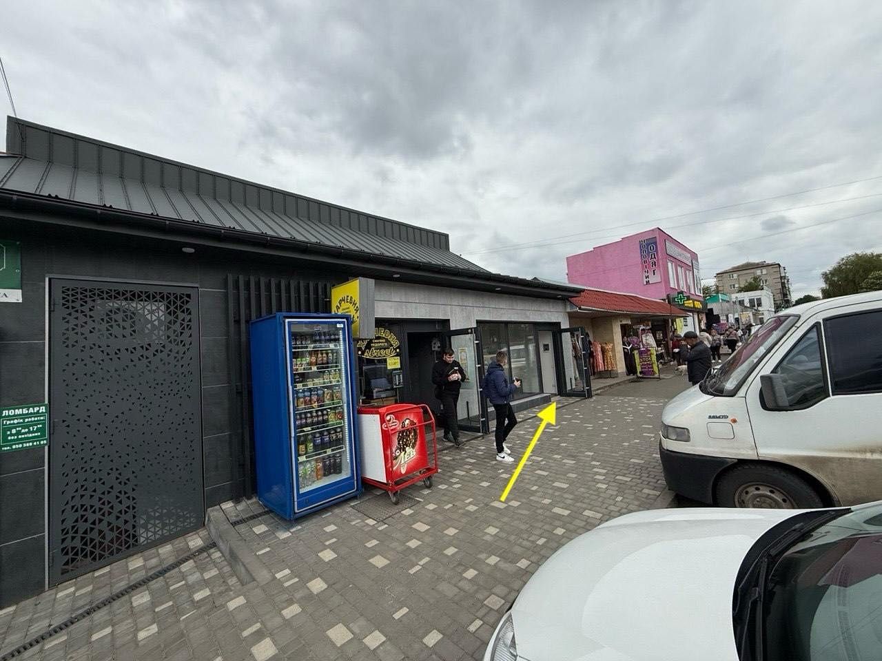 Здам приміщення в оренду, в центрі Подільська, вхід на ринок 27 м.кв.