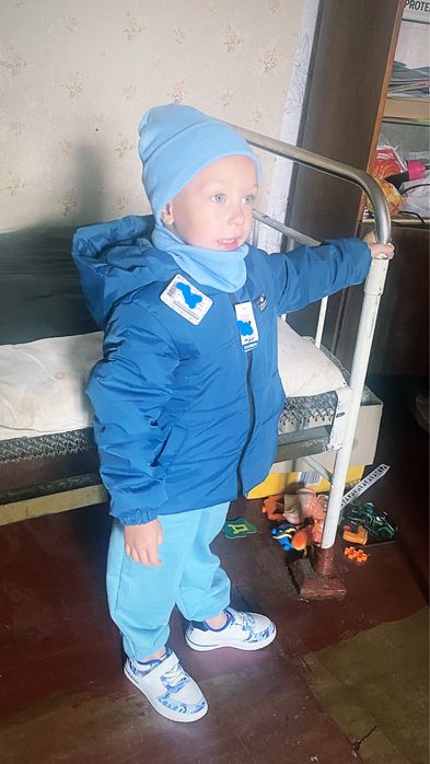 Комплект зимовий дитячий 3-4р/штани зимові 98 /куртка демісезон 110