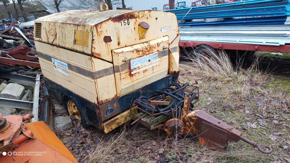 Kompresor Atlas Copco sprężarka z silnikiem Deutz 4 cylindry F4L 912