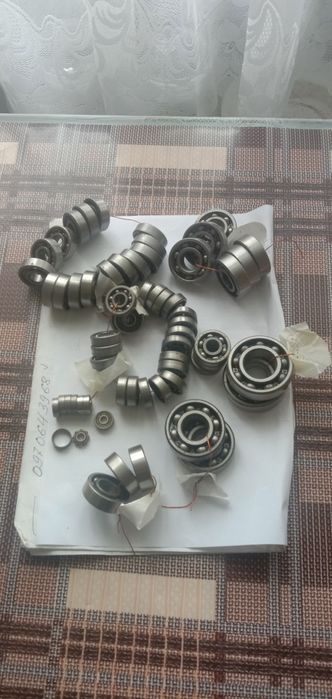 Підшипники шарикові радіальні однорядні, радіально -упорні