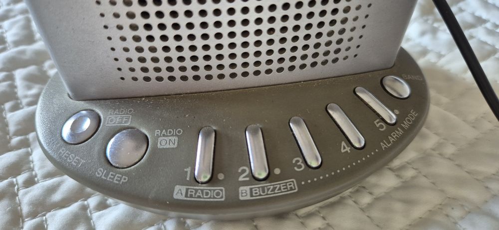 Radio despertador da Sony