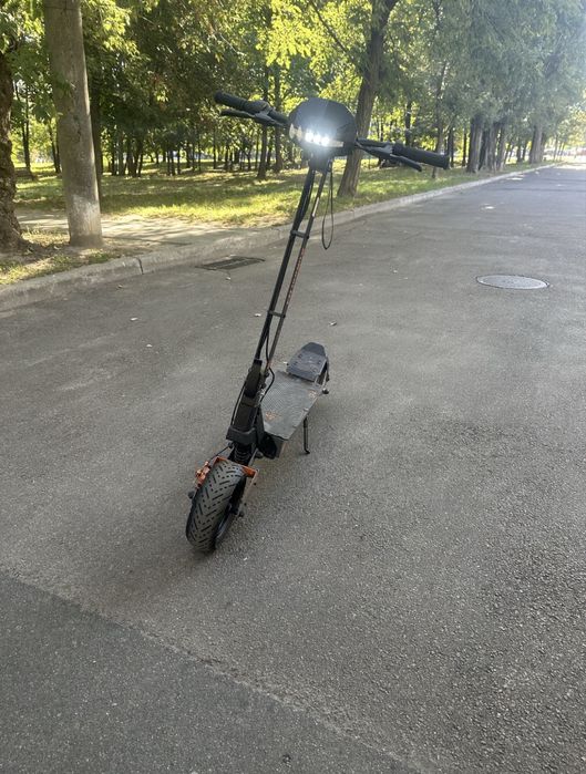 Продам !! Електросамокат KUGOO G4 2024 !