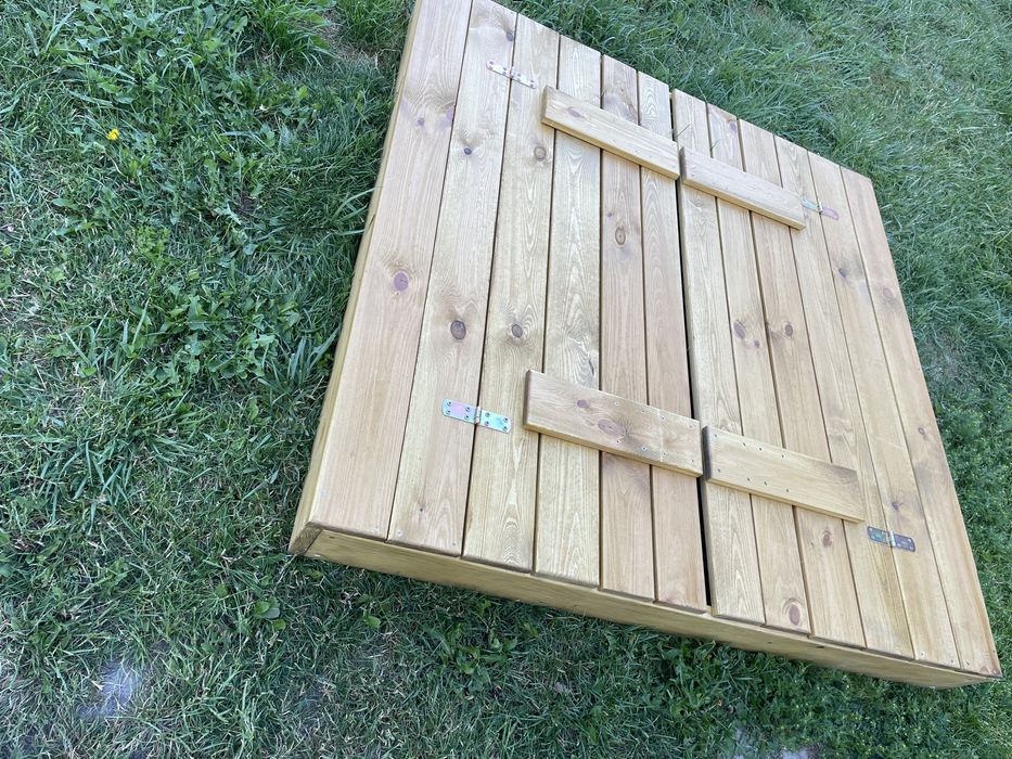 Piaskownica 150x150 z drewna sosnowego